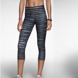 Nike Stripped Cropped Leggings Grey and BLack